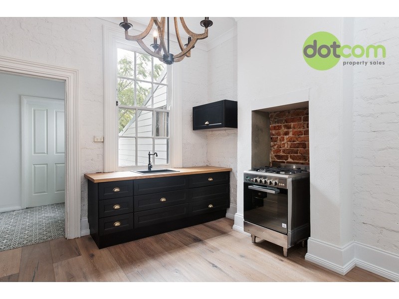 20 Railway Street, Cooks Hill NSW 2300