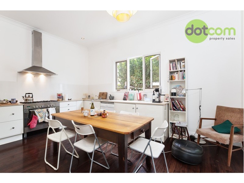 11 Gulliver Street, Hamilton NSW 2303