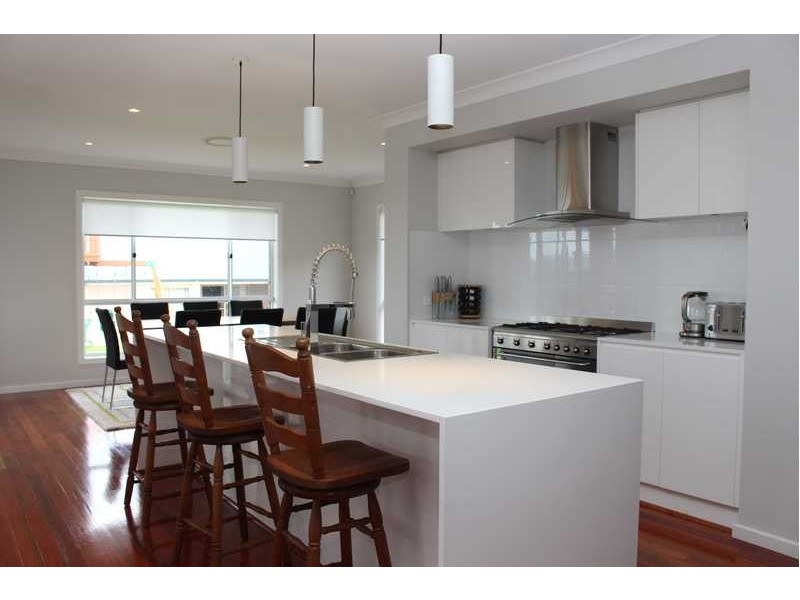 17 Bowerbird Avenue, Cooranbong NSW 2265