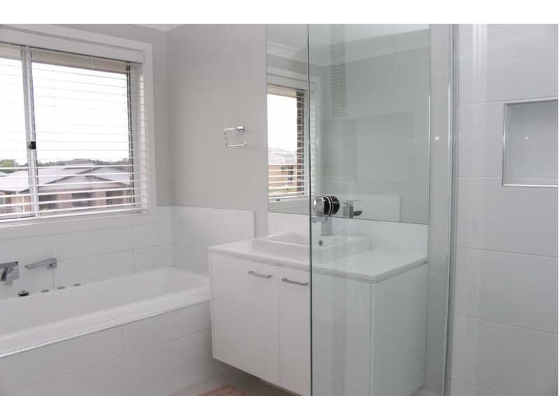 17 Bowerbird Avenue, Cooranbong NSW 2265