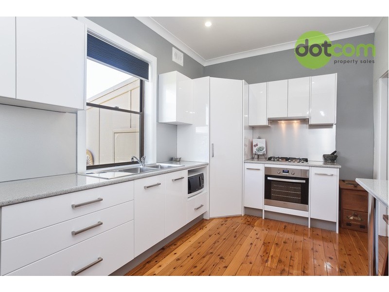 31 Clarence Road, Waratah NSW 2298