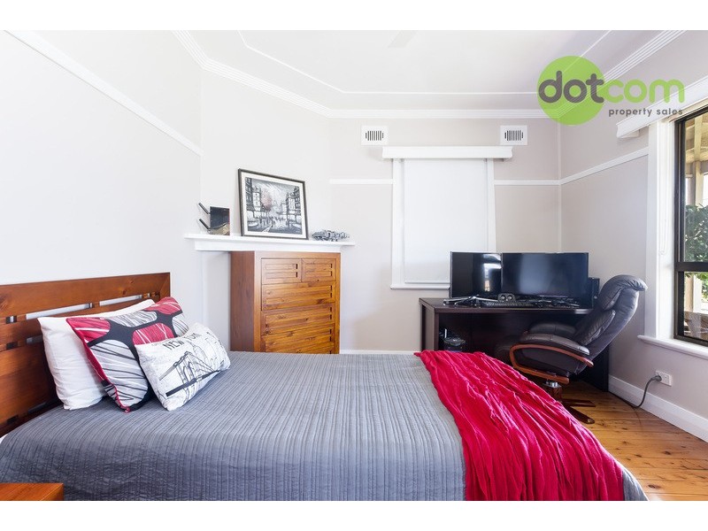 31 Clarence Road, Waratah NSW 2298