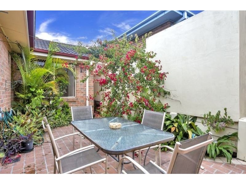 8 Palmer Street, Georgetown NSW 2298
