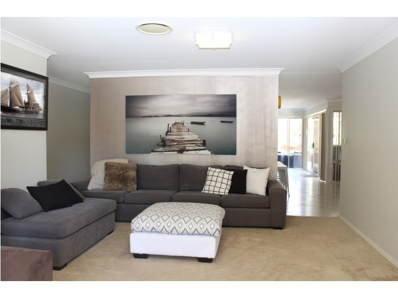 21 Benshulla Drive, Bolwarra Heights NSW 2320