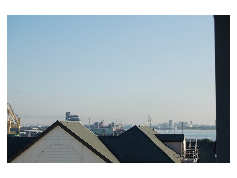 712/335 Wharf Road, Newcastle NSW 2300