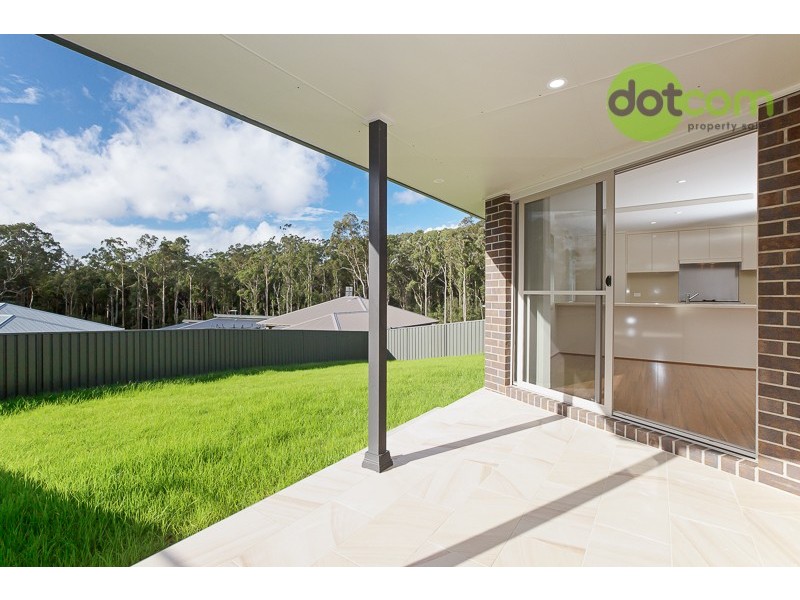 25 Hideaway Circuit, Fletcher NSW 2287