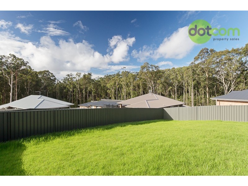 25 Hideaway Circuit, Fletcher NSW 2287