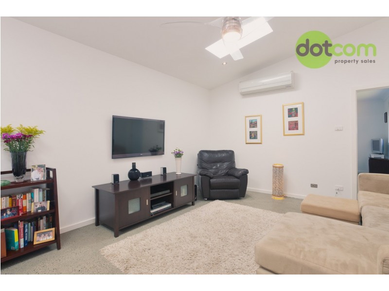 11 Bowker Street, Georgetown NSW 2298