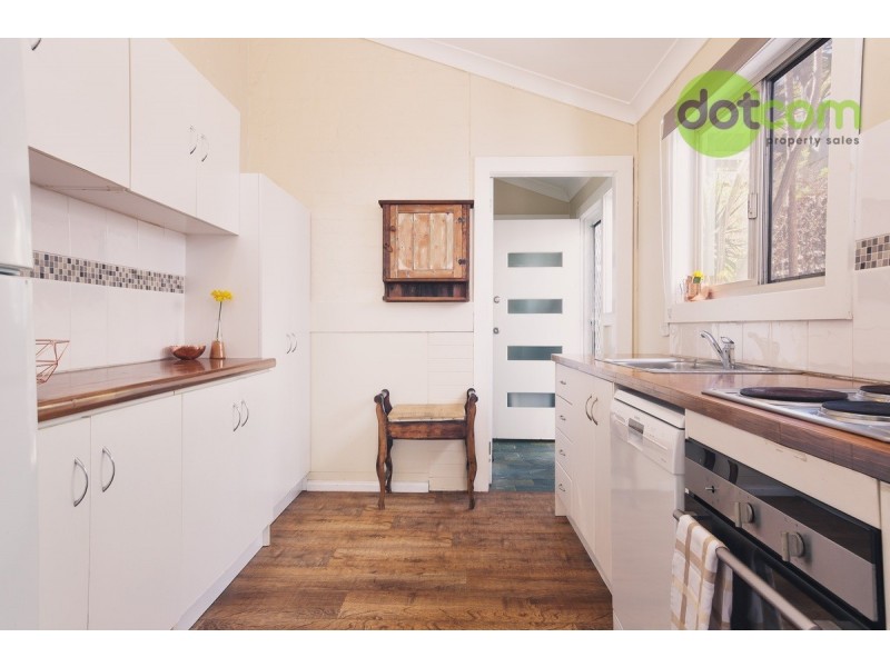 30 Railway Street, Cooks Hill NSW 2300