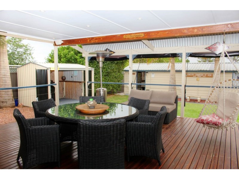 82 Seaham Street, Holmesville NSW 2286