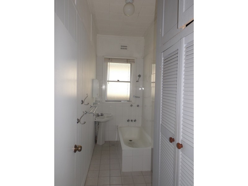 18 Mackie Avenue, New Lambton NSW 2305