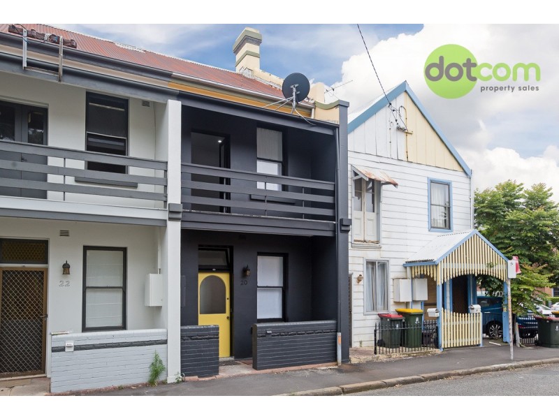 20 Railway Street, Cooks Hill NSW 2300