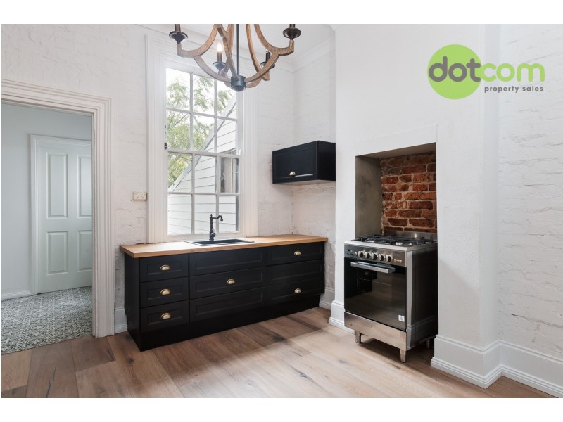 20 Railway Street, Cooks Hill NSW 2300