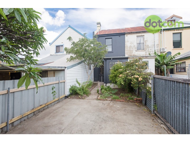 20 Railway Street, Cooks Hill NSW 2300