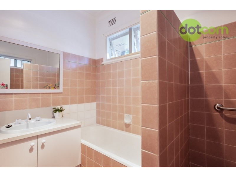 37 Clarence Road, Waratah NSW 2298