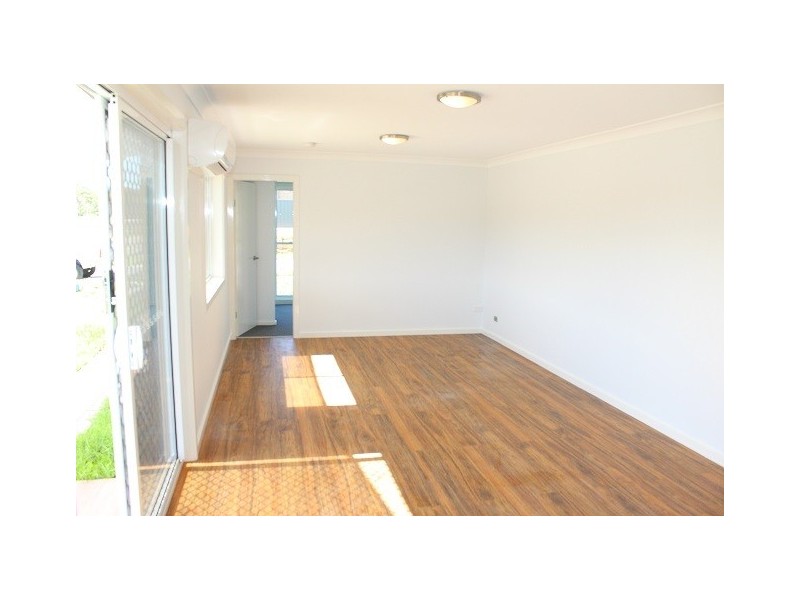 2/17 Bowerbird Avenue, Cooranbong NSW 2265