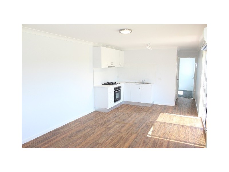 2/17 Bowerbird Avenue, Cooranbong NSW 2265