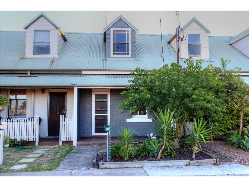 113 Lott Street, Carrington NSW 2294