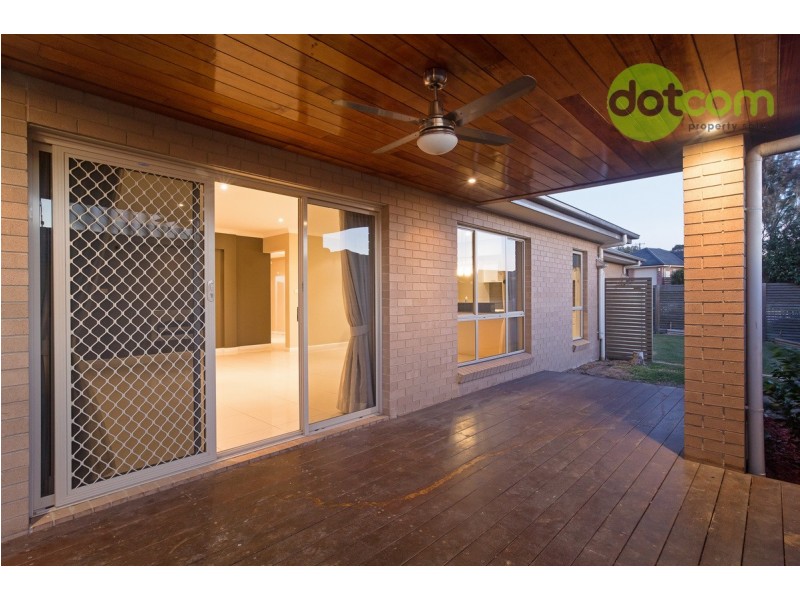 1 Fullford Cove, Aberglasslyn NSW 2320