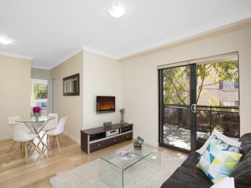 2/21 Kingsway, Dee Why NSW 2099