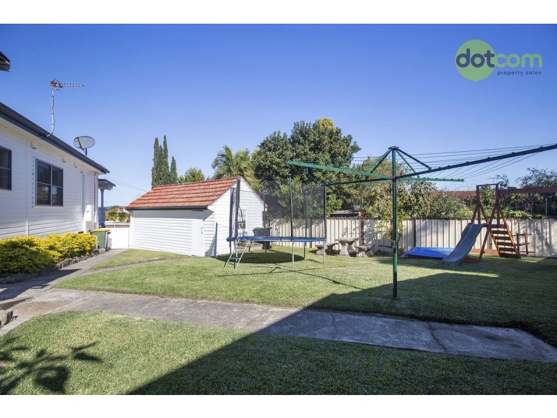 2 Garry Street, Waratah NSW 2298