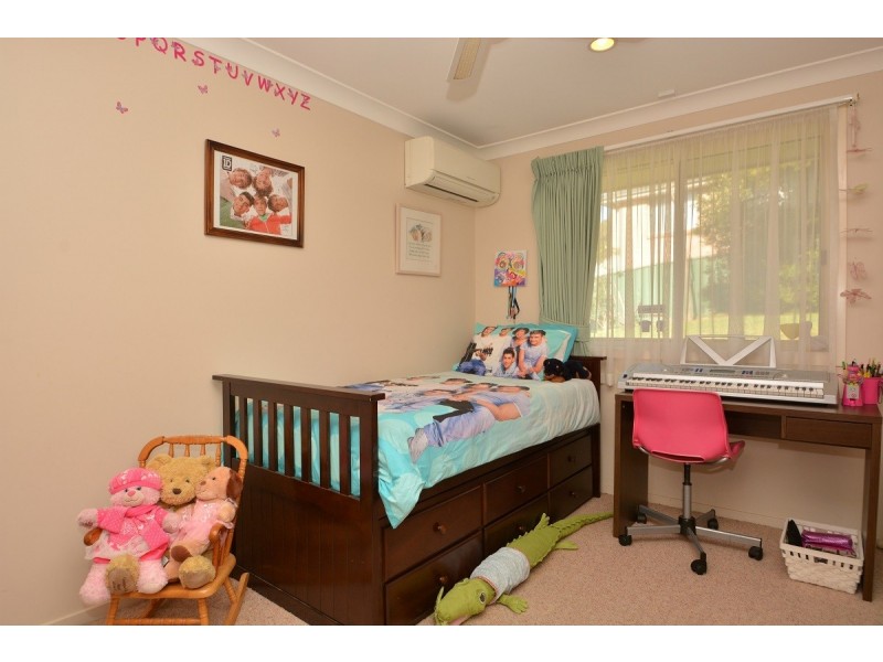 8 Cypress Close, Fletcher NSW 2287