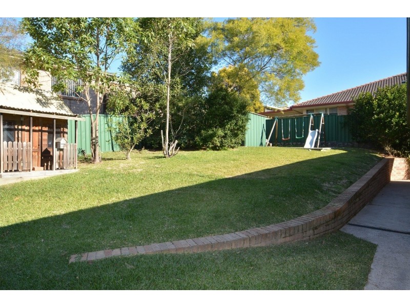 8 Cypress Close, Fletcher NSW 2287