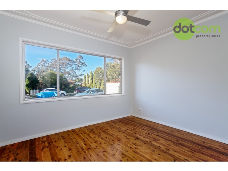 35 Conmurra Circle, Shortland NSW 2307