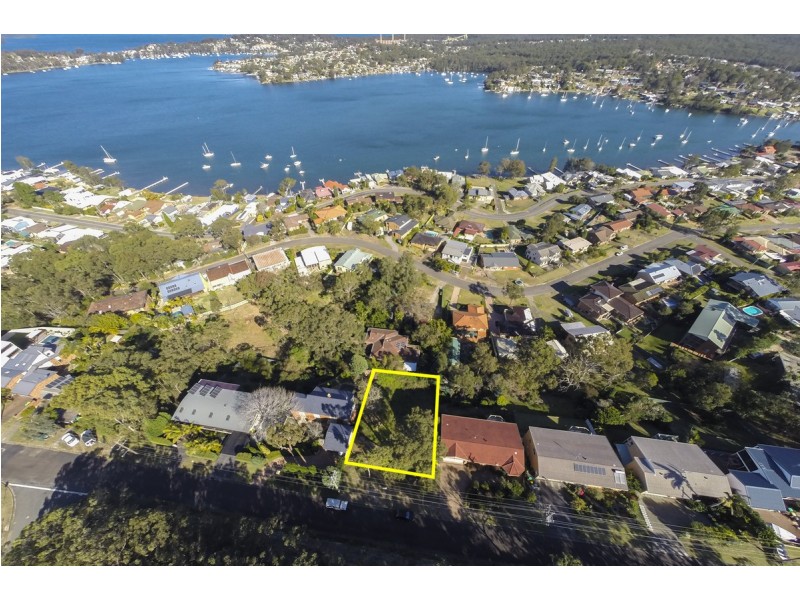 48 Sunlight Parade, Fishing Point NSW 2283