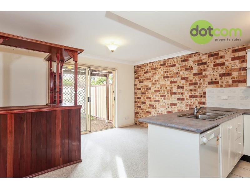 2/2-4 Bailey Street, Adamstown NSW 2289