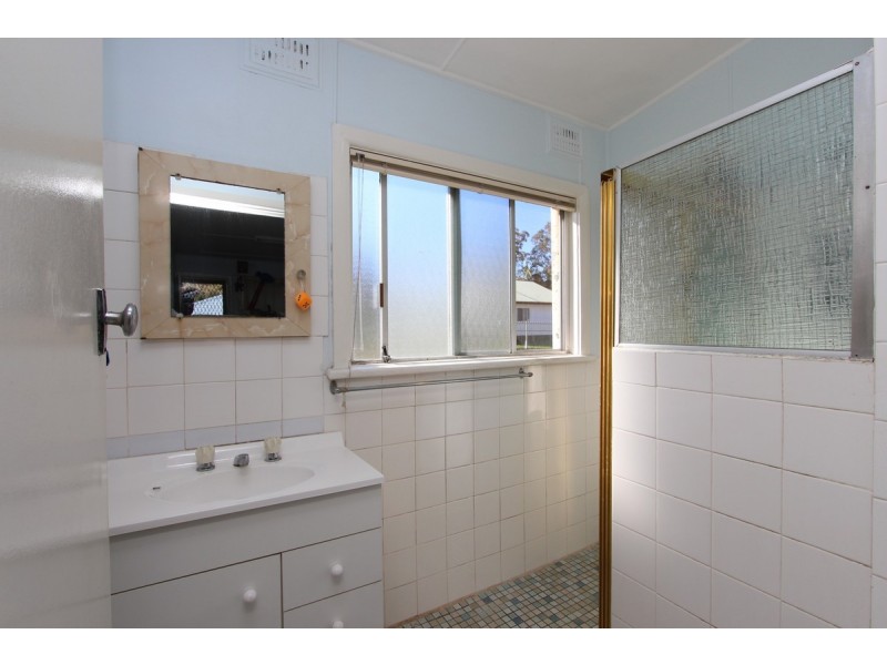 3 FLATS 15 Red Hill Street, Cooranbong NSW 2265