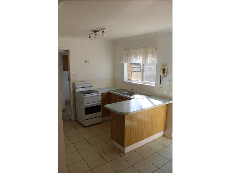 4/31-37 Tenth Avenue, Budgewoi NSW 2262