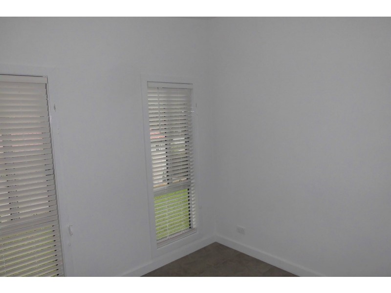 2/6 Kirkdale Drive, Kotara NSW 2289