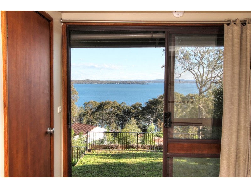 81 Lakeview Road, Wangi Wangi NSW 2267