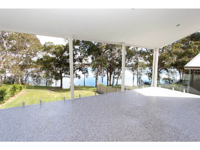 2 Bulgonia Road, Brightwaters NSW 2264