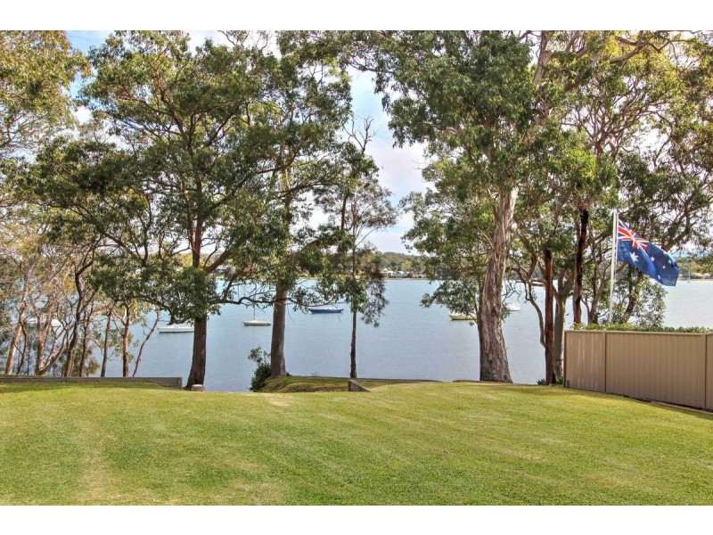 2 Bulgonia Road, Brightwaters NSW 2264