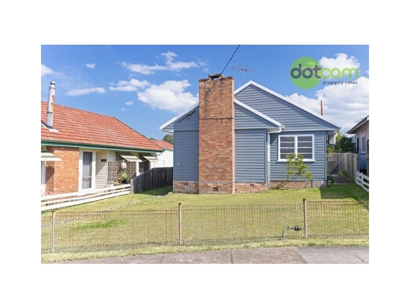 10 Vera Street, Waratah West NSW 2298