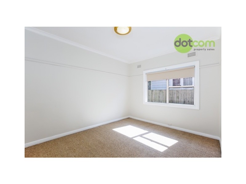 10 Vera Street, Waratah West NSW 2298