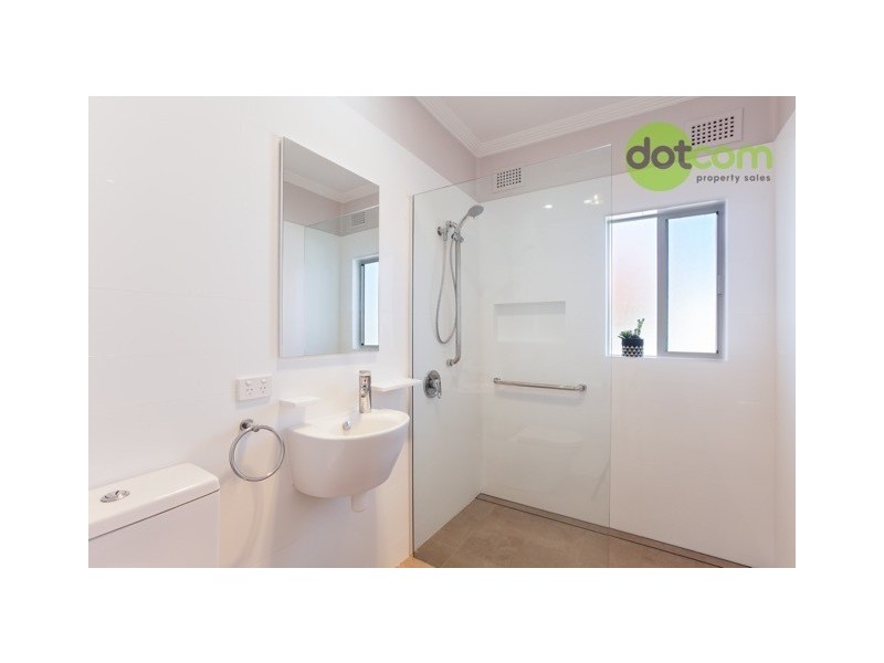 10 Vera Street, Waratah West NSW 2298