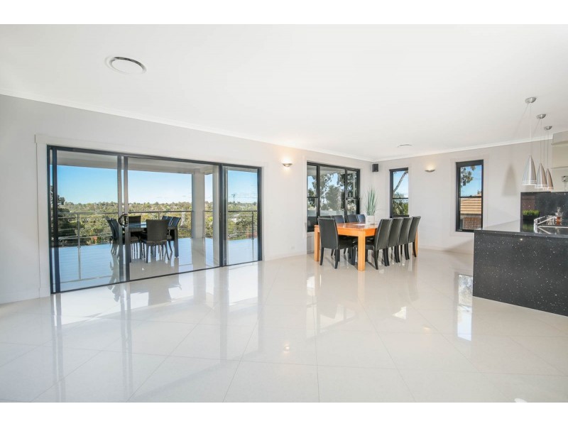 11 Mangalore Drive, Winston Hills NSW 2153