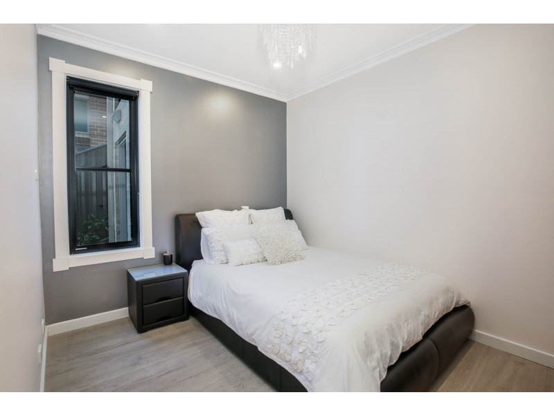 11 Mangalore Drive, Winston Hills NSW 2153