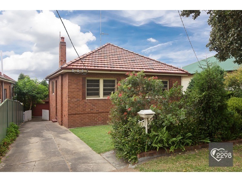 11 Schroder Avenue, Waratah NSW 2298