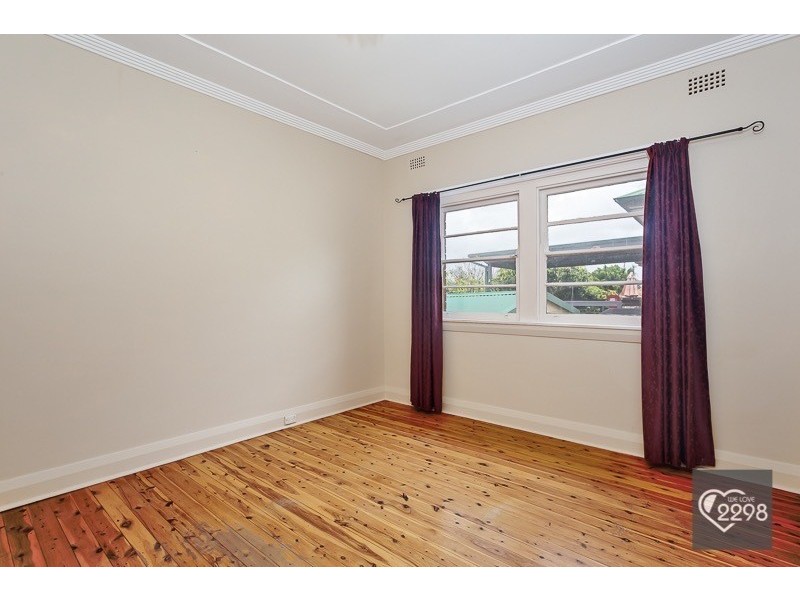 11 Schroder Avenue, Waratah NSW 2298