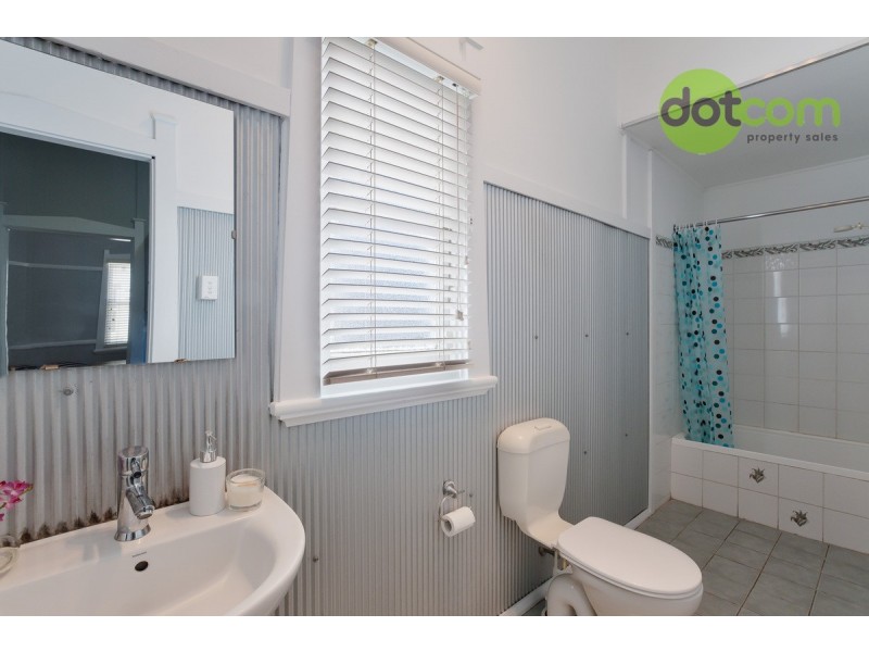 30 Macquarie Street, Mayfield NSW 2304