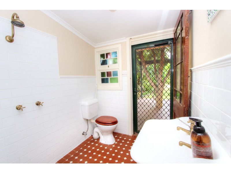 671 Freemans Drive, Cooranbong NSW 2265