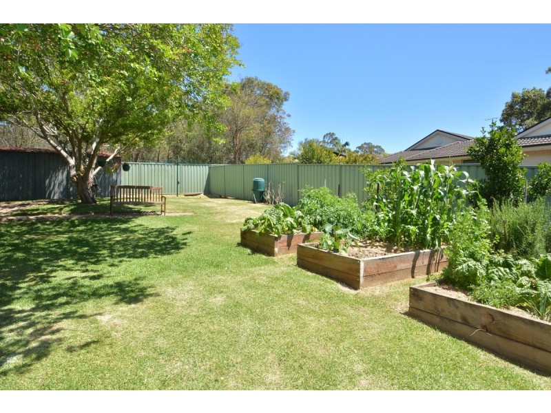 42 Red Hill Street, Cooranbong NSW 2265