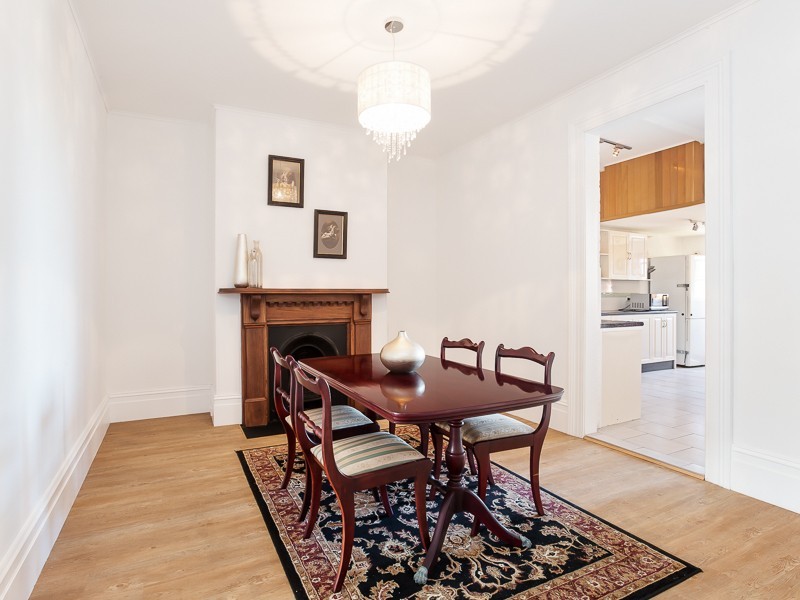 42 Tyrrell Street, The Hill NSW 2300