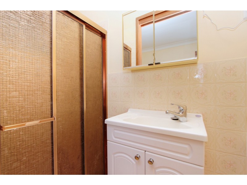 4  Harrison Street, Warners Bay NSW 2282