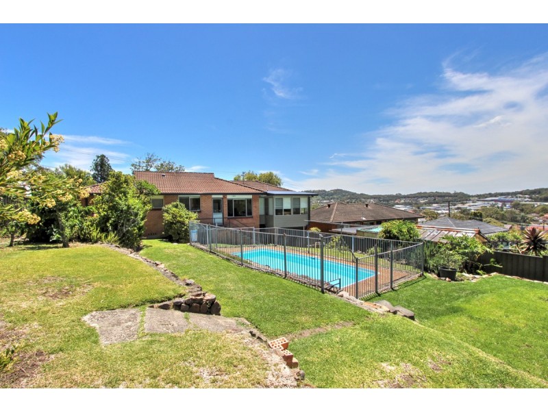 4  Harrison Street, Warners Bay NSW 2282
