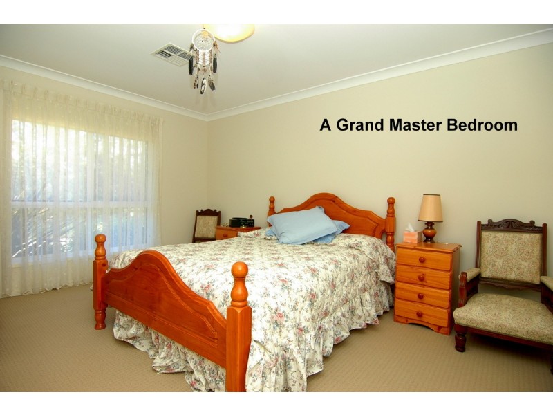 1 Brennan Drive, Goulburn NSW 2580